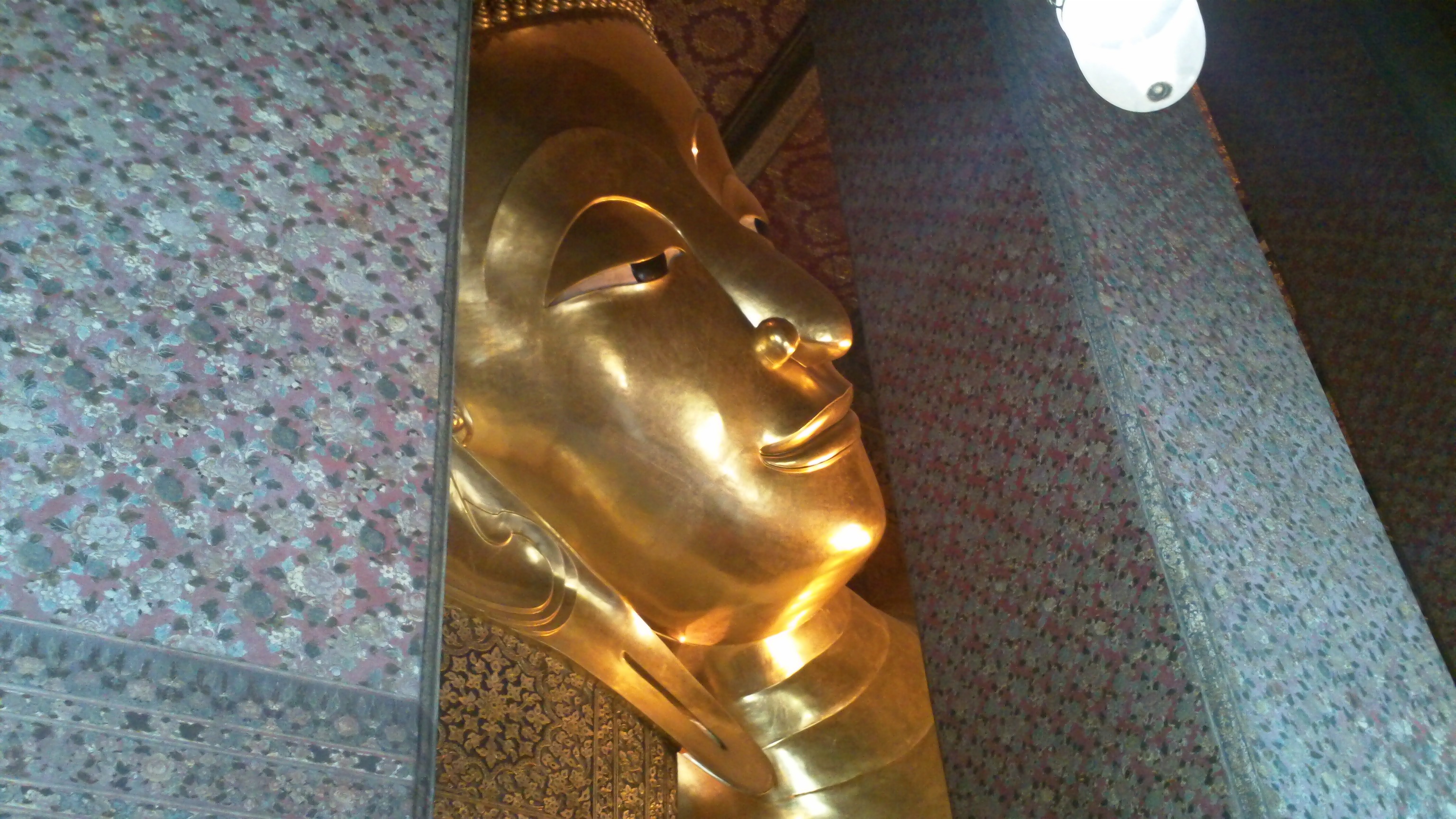 Bouddha couché